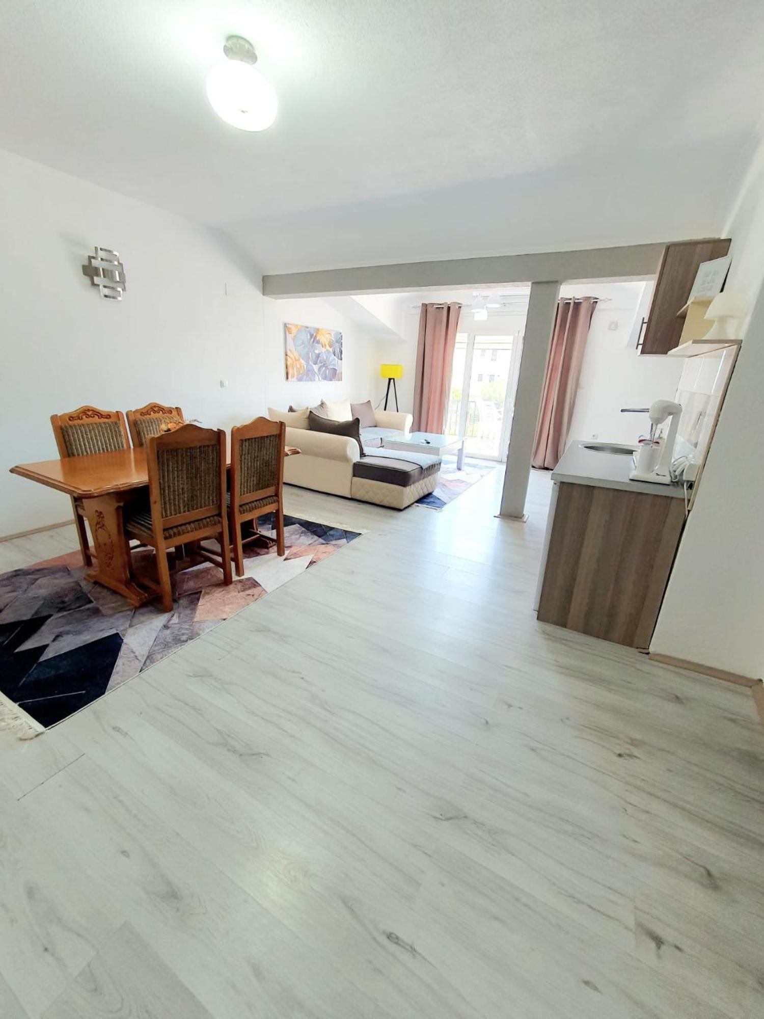 Eftimija Apartment *